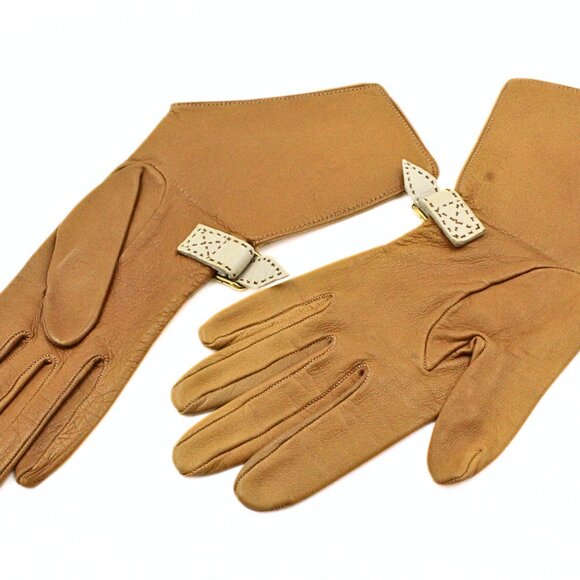 Authentic Hermes Stylish Lambskin Leather Gloves - Picture 5 of 7